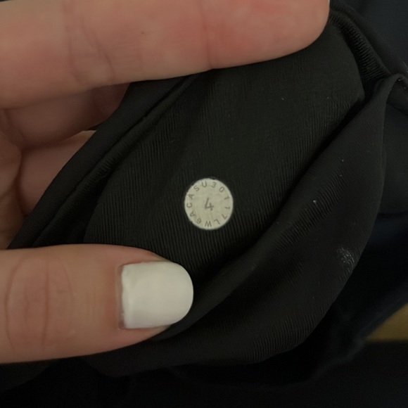 Lululemon crop - Picture 4 of 4